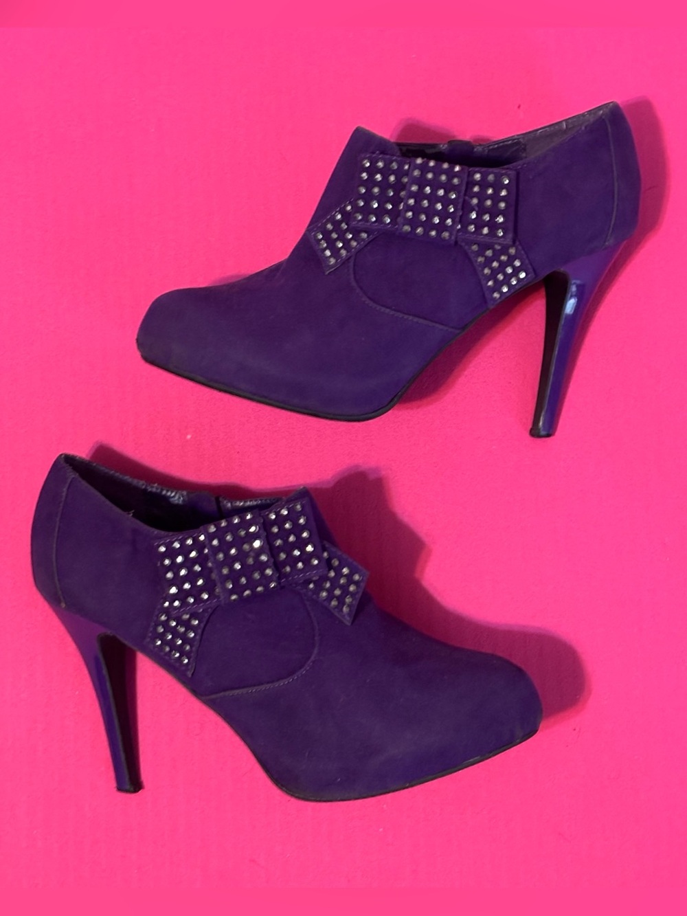 Bertinni Woman’s  Suede High Heel Platform Booties Size 11